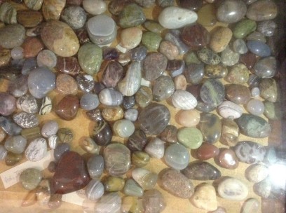 1-a-collection-of-agates