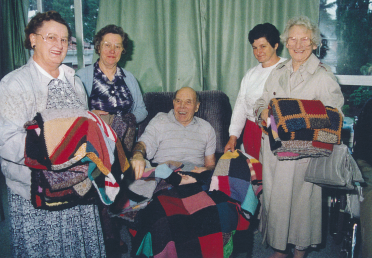 1 Members of the Westpark Country Women’s Institute donating knitted blankets to the Hospital in 1992..png